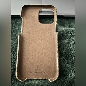 Gucci IPhone 13 Pro Max case (Authentic) Like new